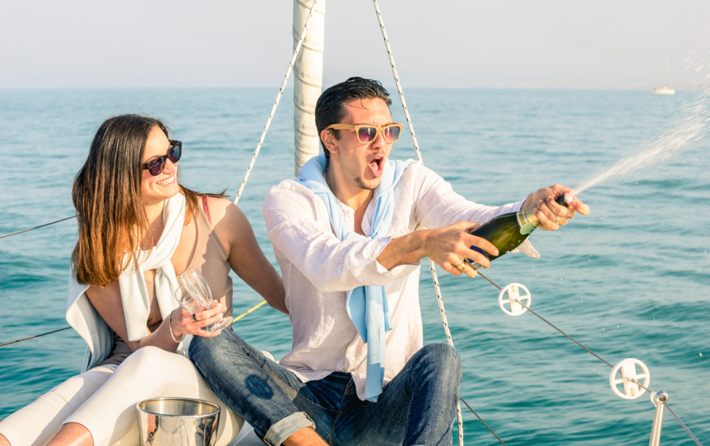 yacht rental Dubai