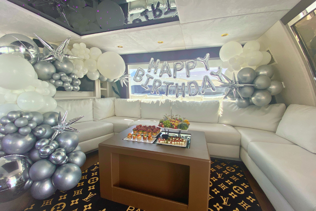 Dubai Luxury Yacht Birthday Experience