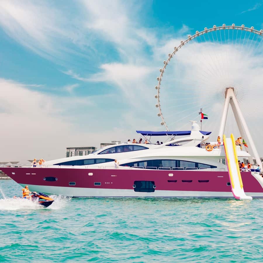 Choose the Luxury Yacht for Your Dubai Vacation