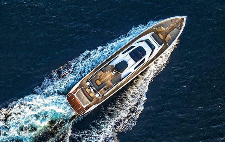 yacht charter 