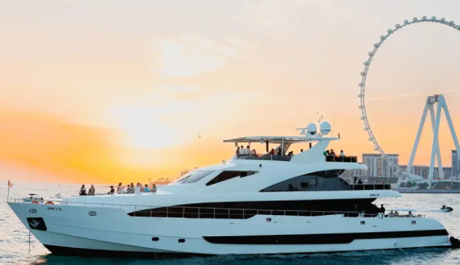 Explore the Skyline from Dubai Yachts Cruise