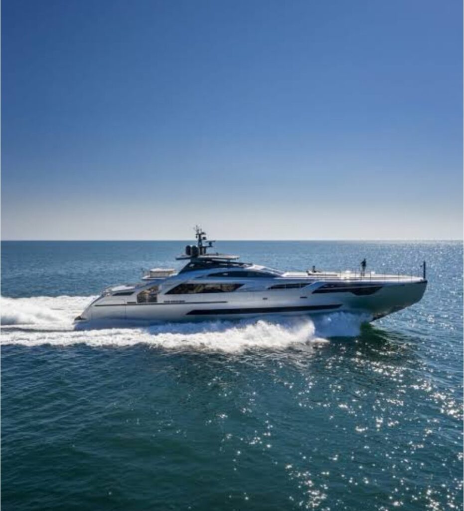 yacht rental
